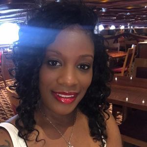 Meet your Posher, Yolanda